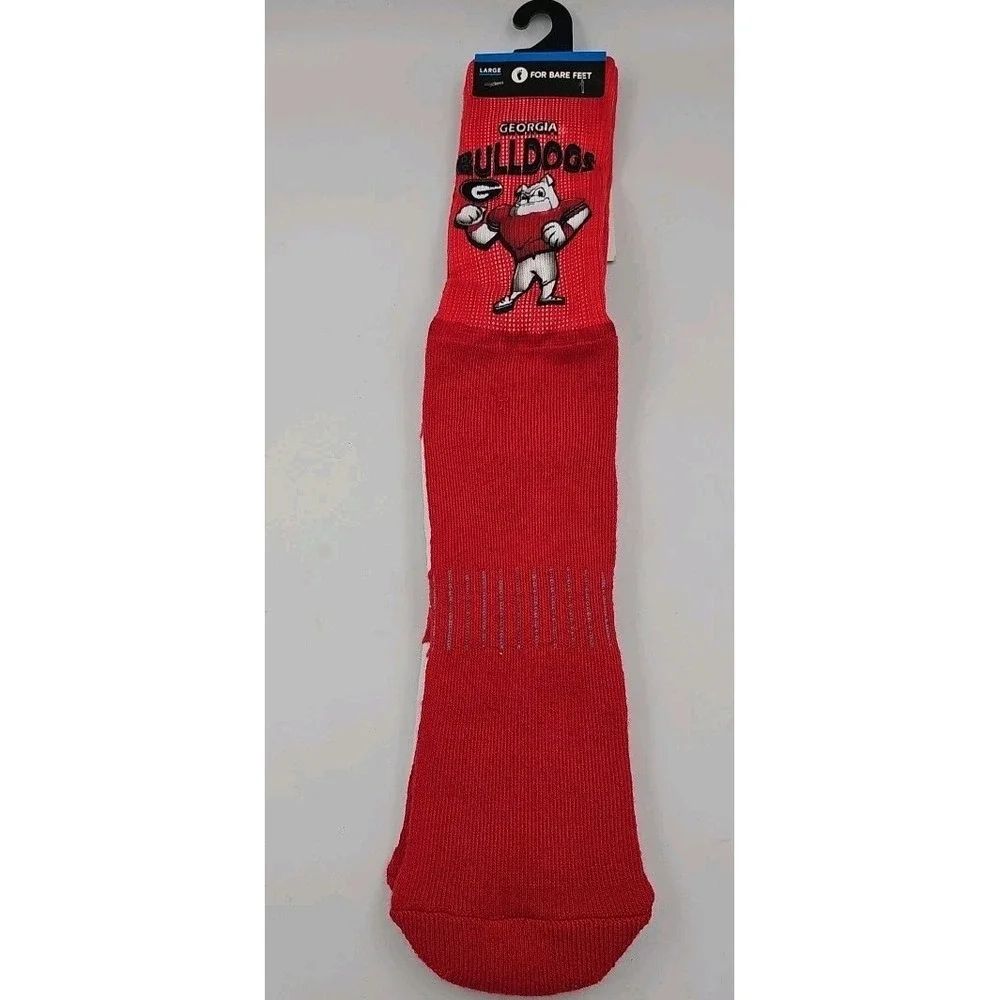 Mens Georgia Bulldogs Socks Red‎ Size Large Made By For Bare Feet New With Tags